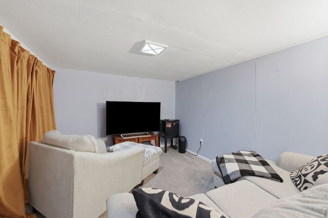 3446 Pleasant Drive, Bettendorf, IA 52722