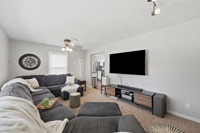 3446 Pleasant Drive, Bettendorf, IA 52722