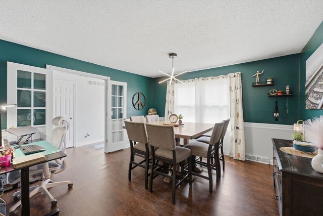 3446 Pleasant Drive, Bettendorf, IA 52722