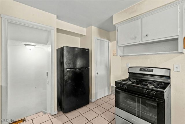 3817 Woodbridge Avenue, Cleveland, OH 44109