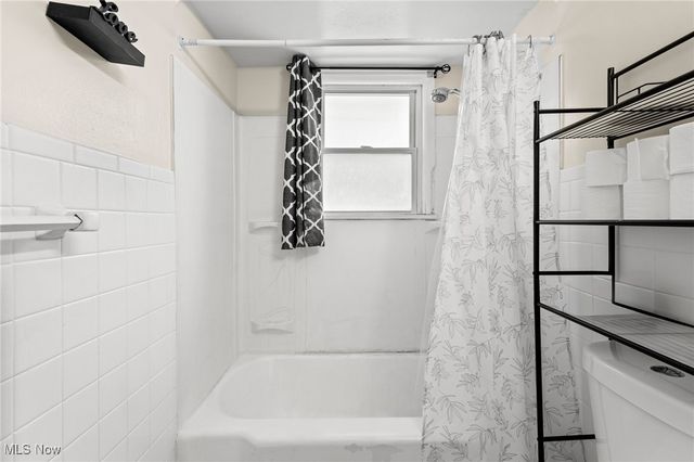 3817 Woodbridge Avenue, Cleveland, OH 44109