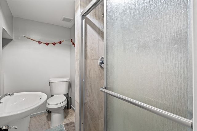 3817 Woodbridge Avenue, Cleveland, OH 44109