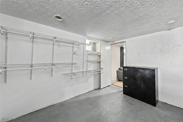 3817 Woodbridge Avenue, Cleveland, OH 44109