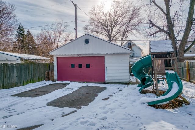 3817 Woodbridge Avenue, Cleveland, OH 44109