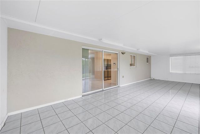 5812 16TH LANE NE, St Petersburg, FL 33703