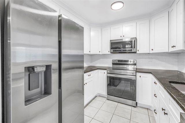 5812 16TH LANE NE, St Petersburg, FL 33703