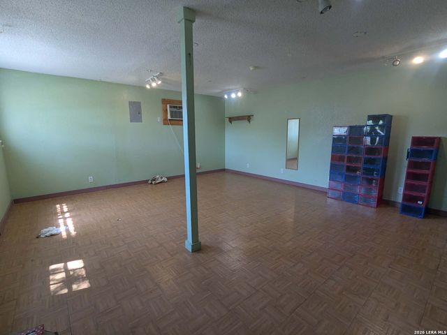 9018 ISLAND VIEW ST, San Antonio, TX 78242
