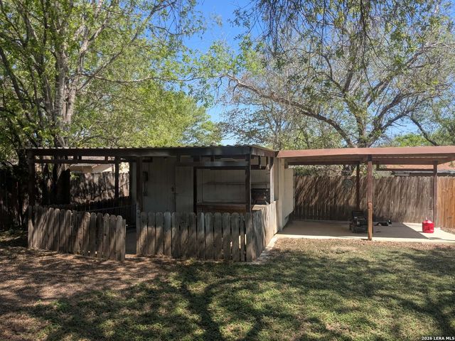 9018 ISLAND VIEW ST, San Antonio, TX 78242
