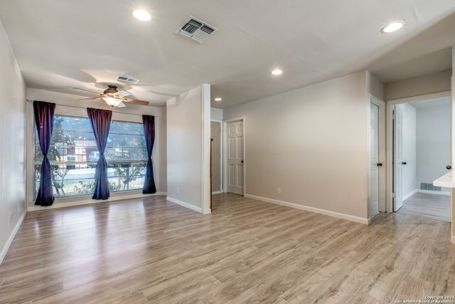 9018 ISLAND VIEW ST, San Antonio, TX 78242