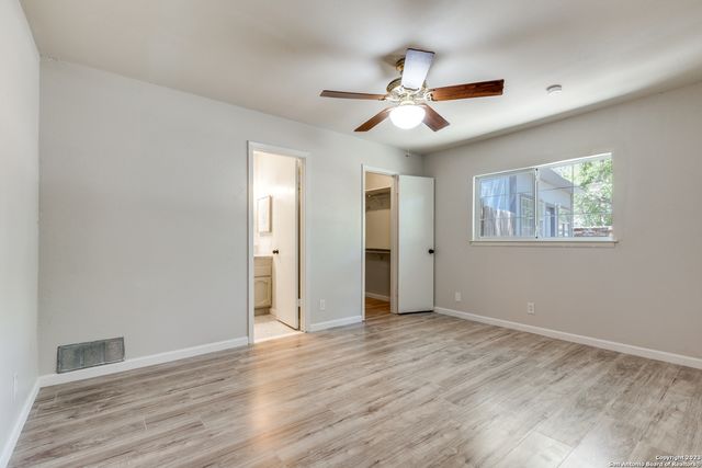 9018 ISLAND VIEW ST, San Antonio, TX 78242