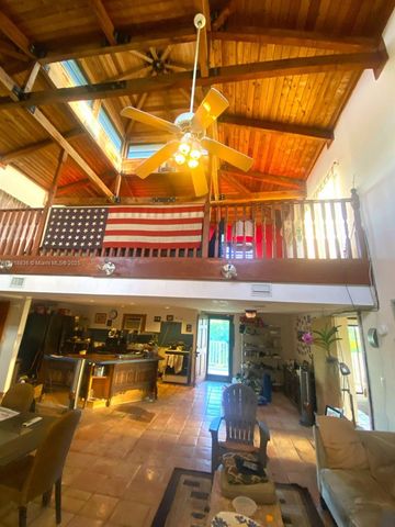 20275 SW 396th St, Homestead, FL 33034