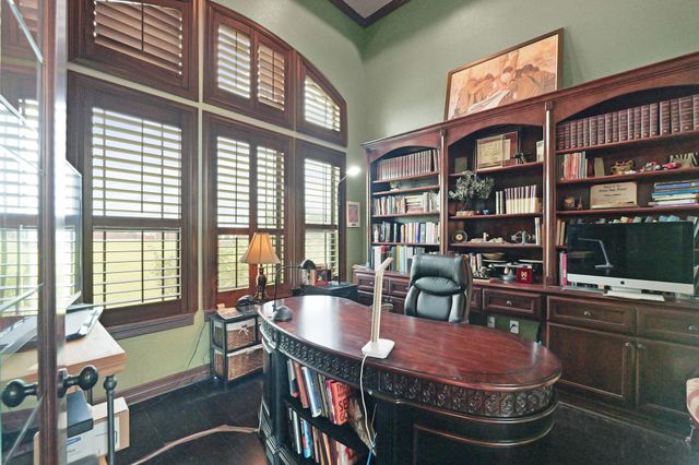 1909 E Archer Road, Baytown, TX 77521