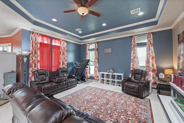 1909 E Archer Road, Baytown, TX 77521