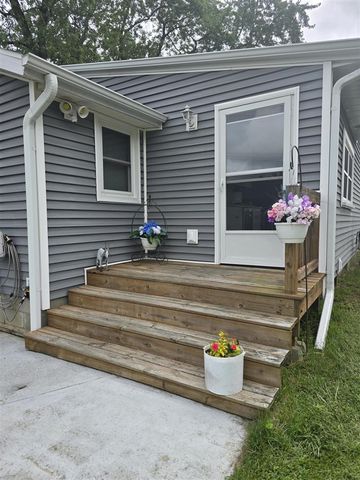 11023 Pennock Lane, Delton, MI 49046