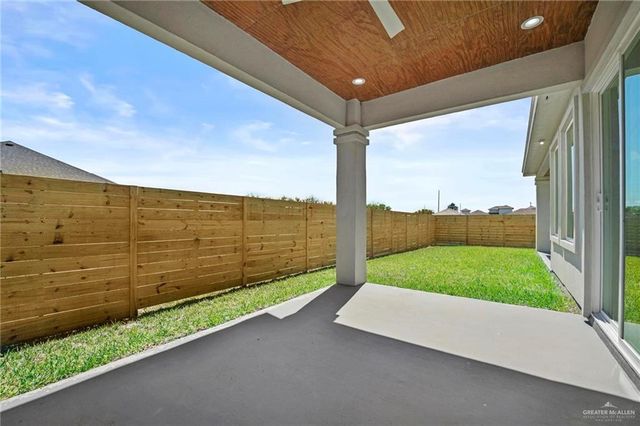 2716 E Conroe Road, Edinburg, TX 78542