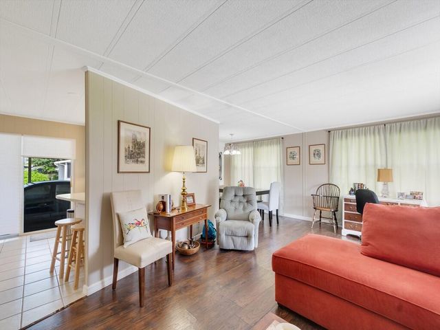 174 NE Emerald Drive, Jensen Beach, FL 34957