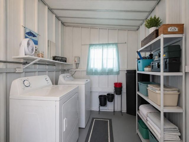 174 NE Emerald Drive, Jensen Beach, FL 34957