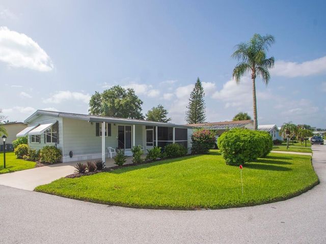 174 NE Emerald Drive, Jensen Beach, FL 34957