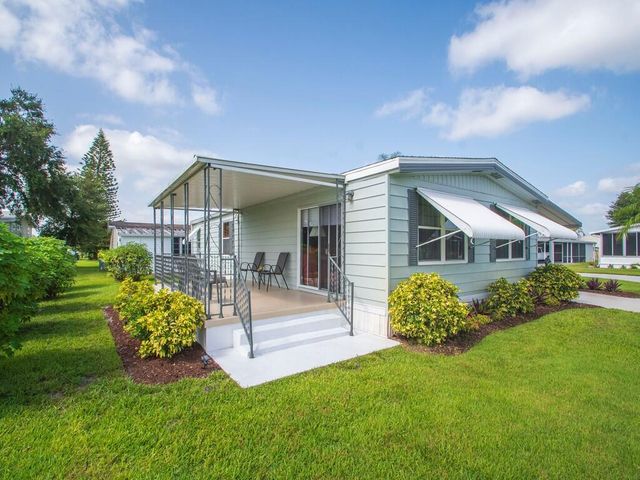 174 NE Emerald Drive, Jensen Beach, FL 34957