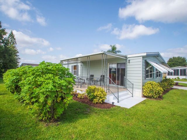 174 NE Emerald Drive, Jensen Beach, FL 34957