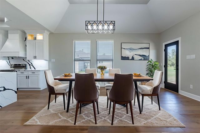 9785 Fm 686, Dayton, TX 77535