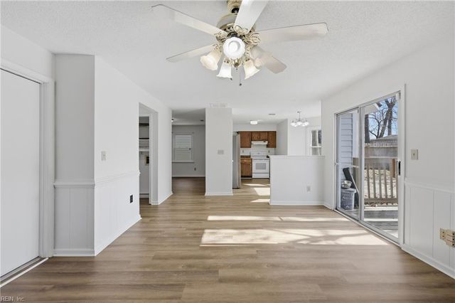 1305 Becks CT, Chesapeake, VA 23320