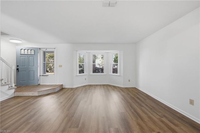 1305 Becks CT, Chesapeake, VA 23320