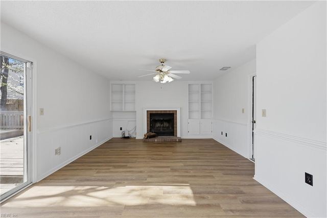 1305 Becks CT, Chesapeake, VA 23320