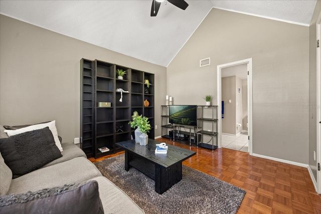 947 SOUTHRIDGE TRAIL, Altamonte Springs, FL 32714