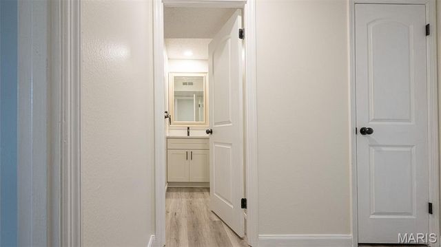 2652 Falcons Way 59, St Charles, MO 63303