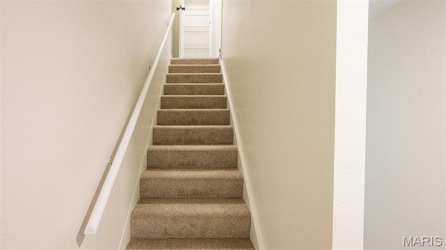 2652 Falcons Way 59, St Charles, MO 63303