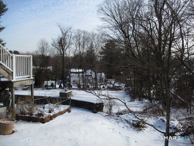 139 Wyndover Lane, Stamford, CT 06902