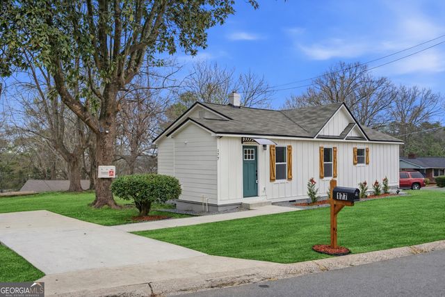 177 Woods Drive NE, Marietta, GA 30060