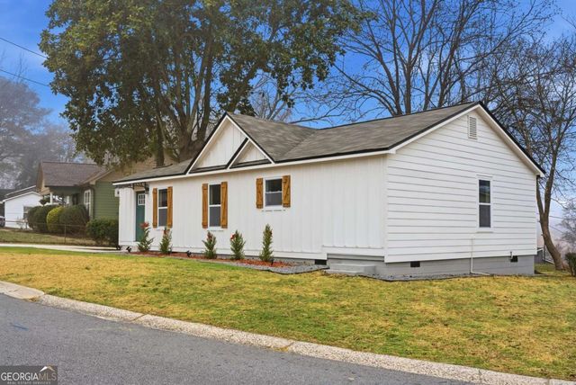 177 Woods Drive NE, Marietta, GA 30060