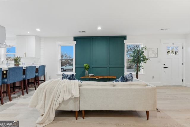 177 Woods Drive NE, Marietta, GA 30060