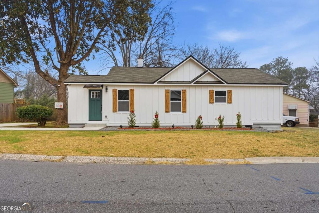 177 Woods Drive NE, Marietta, GA 30060