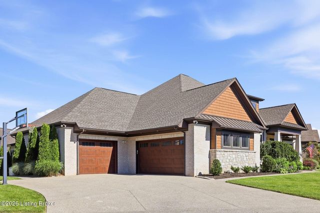 3516 Meadow Bluff Way, Louisville, KY 40245