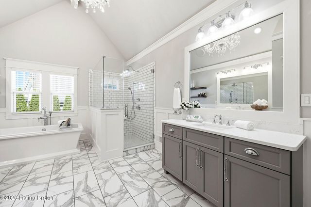 3516 Meadow Bluff Way, Louisville, KY 40245