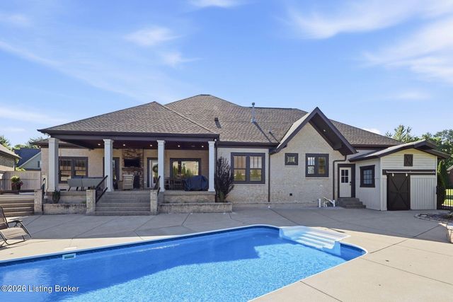 3516 Meadow Bluff Way, Louisville, KY 40245