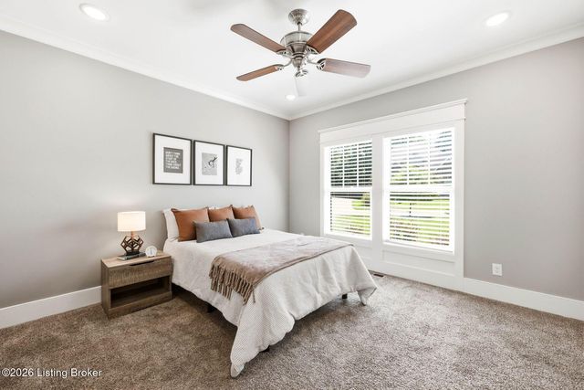 3516 Meadow Bluff Way, Louisville, KY 40245