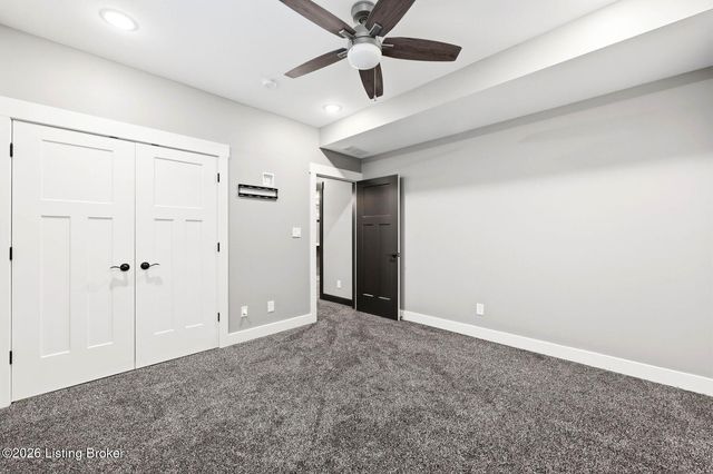 3516 Meadow Bluff Way, Louisville, KY 40245
