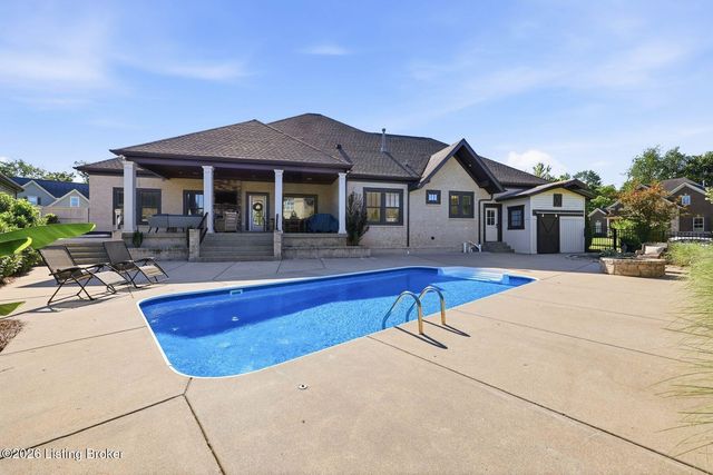 3516 Meadow Bluff Way, Louisville, KY 40245