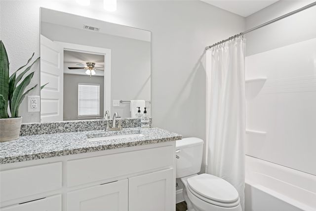 526 W Elm Street, Denison, TX 75020