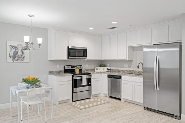 526 W Elm Street, Denison, TX 75020