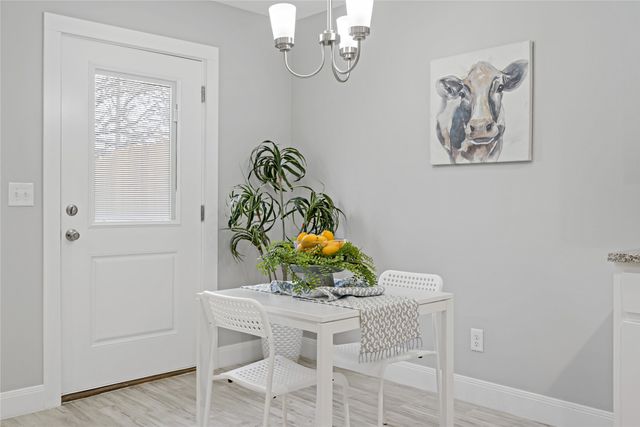 526 W Elm Street, Denison, TX 75020