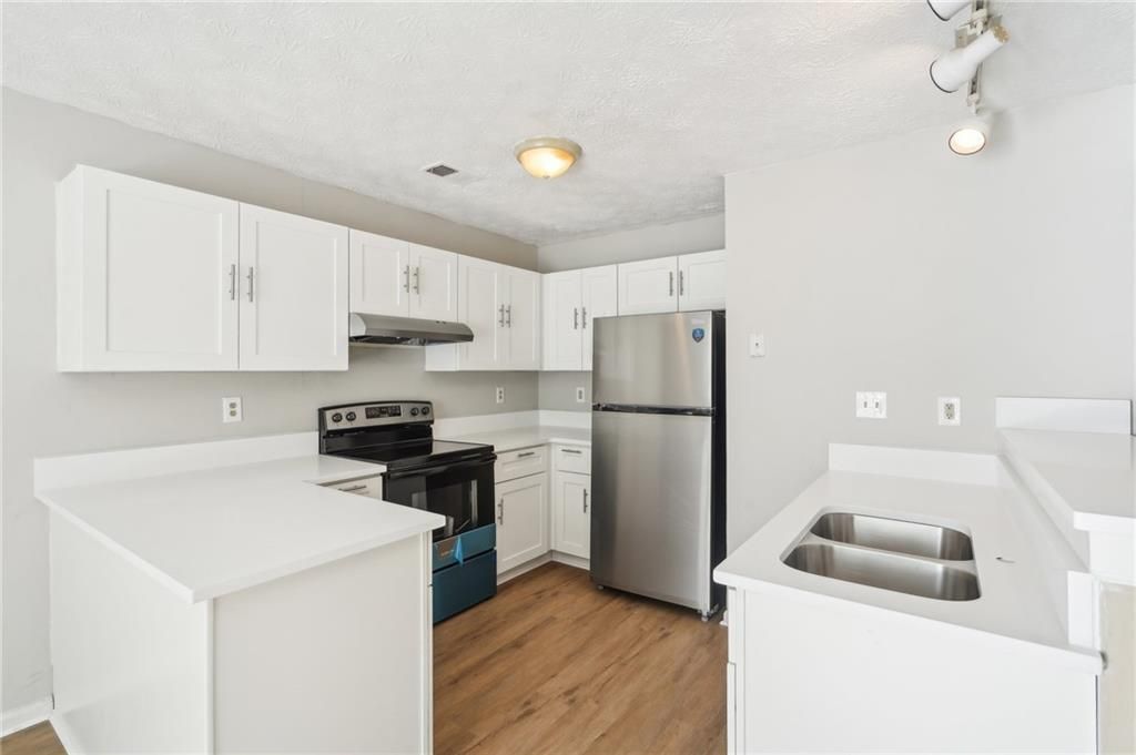 1066 Rock Creek Lane, Norcross, GA 30093
