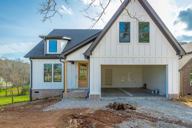 674 Courtney Lane, Chattanooga, TN 37415