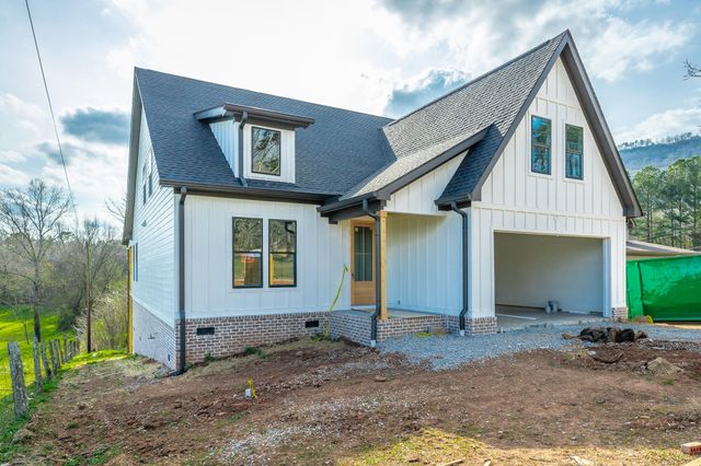 674 Courtney Lane, Chattanooga, TN 37415