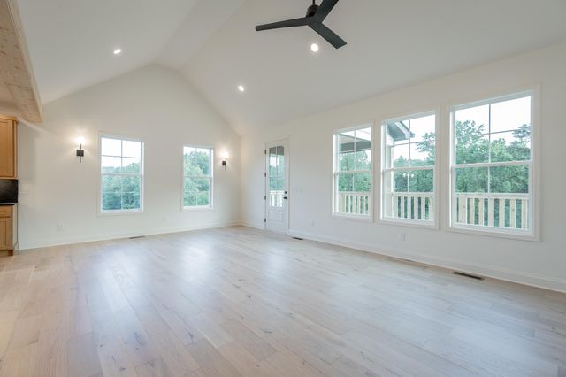 674 Courtney Lane, Chattanooga, TN 37415