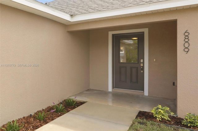 6809 Dickinson Drive, Sebring, FL 33872